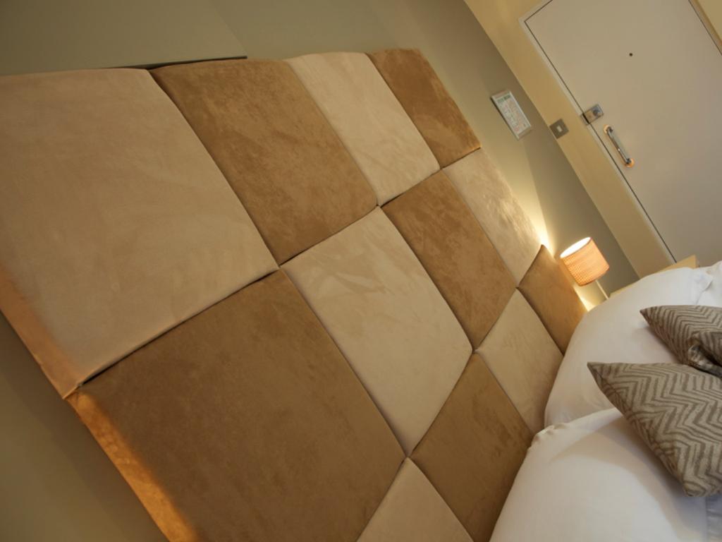 Carriages Telford Hotel Habitación foto