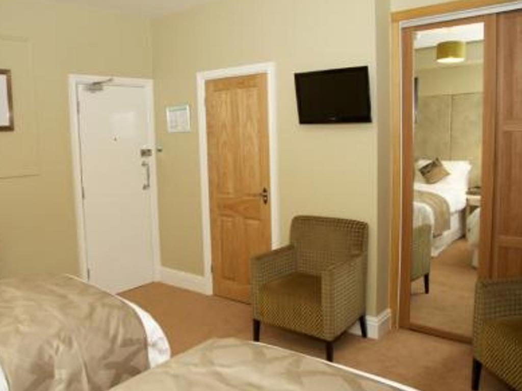 Carriages Telford Hotel Habitación foto